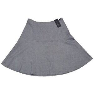 NWT: Tommy Hilfiger Size 6 Black White Geometric Print Flared‎ Skirt ( g-248)